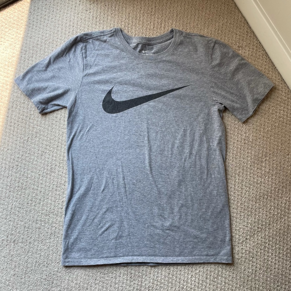 Grey Nike Tee